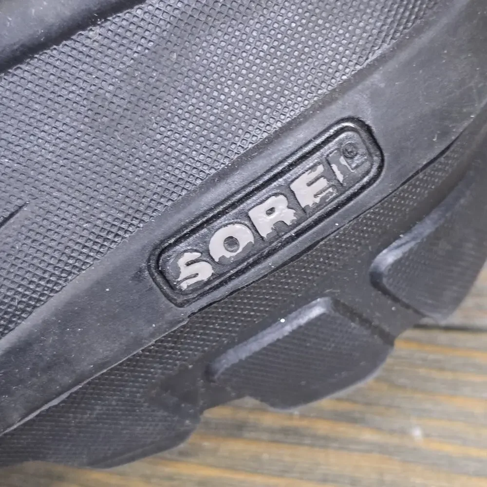 Sorel - Flurry Durable Snow Boots Red/Pink Water & Wind Resistant - Youth Size 3